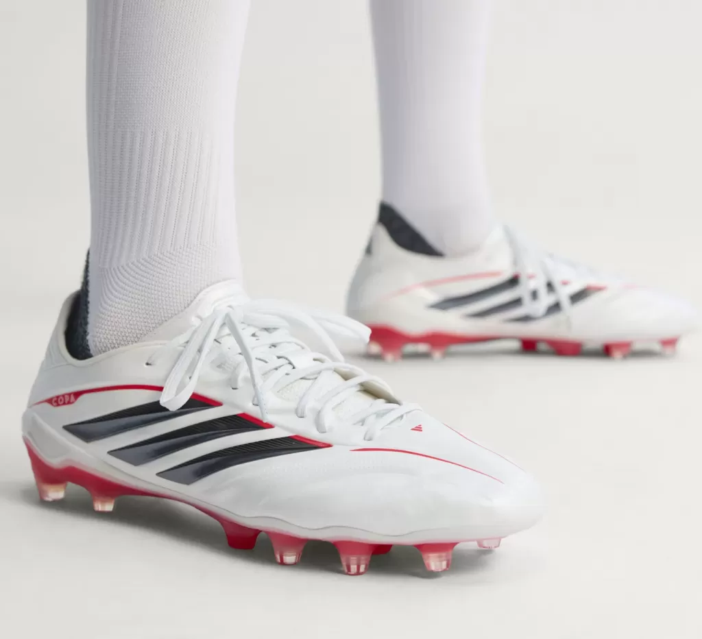 Бутсы профессиональные Adidas Copa Pure IV Elite FG